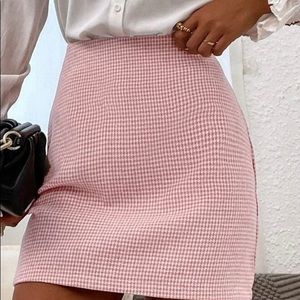 NEVER WORN - SHEIN Houndstooth Highwaist Mini Skirt
